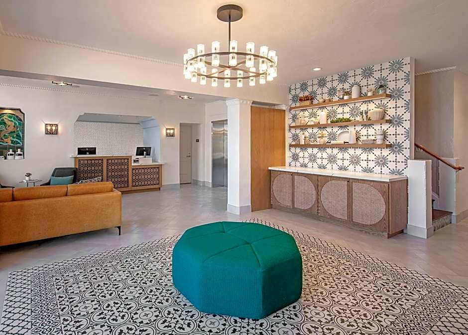 Hotel Virginia Santa Barbara, Tapestry Collection by Hilton