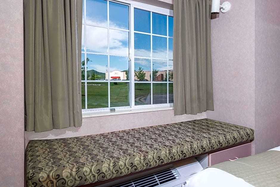 Microtel Inn La Crosse Onalaska Area