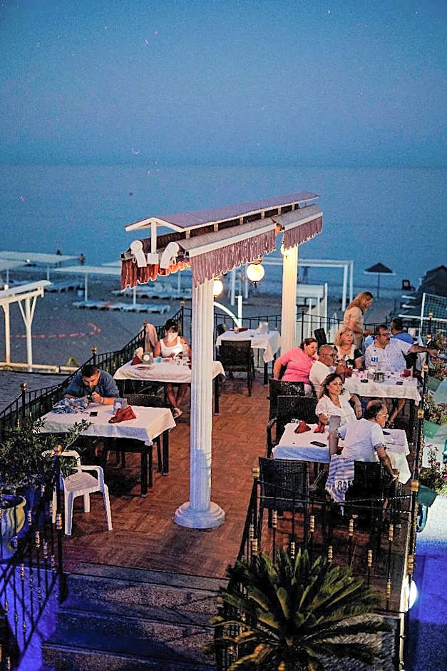 Alleria Belport Beach Hotel