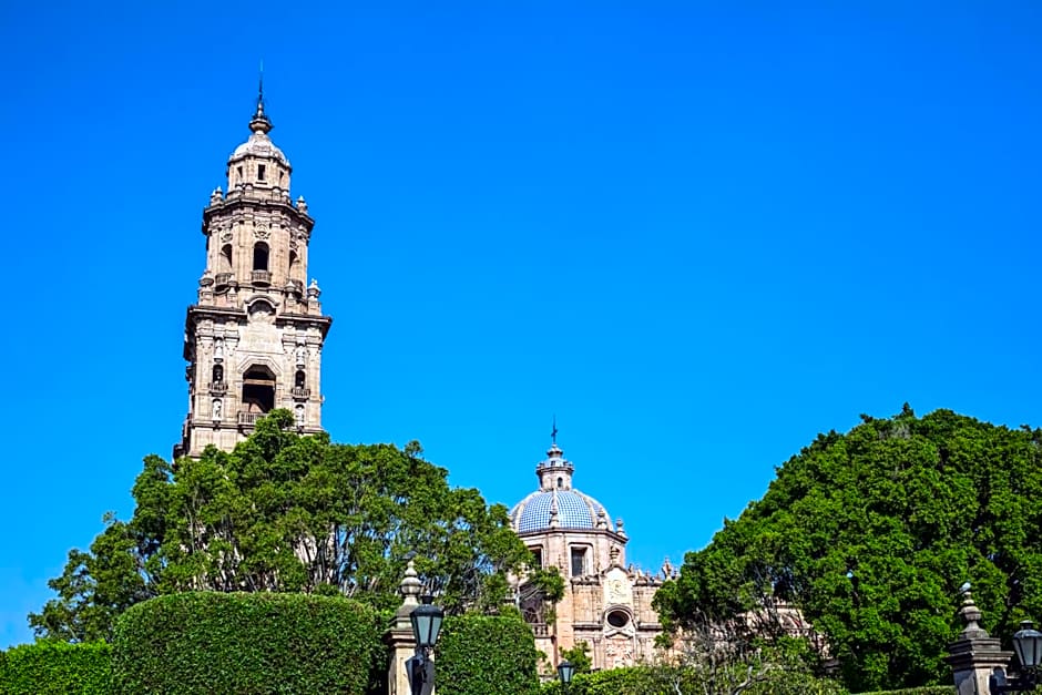 Fiesta Inn Morelia Altozano