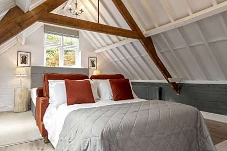 Riverbarn Fonthill Bishop