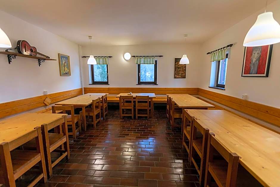 Erjavčeva mountain hut at Vršič pass