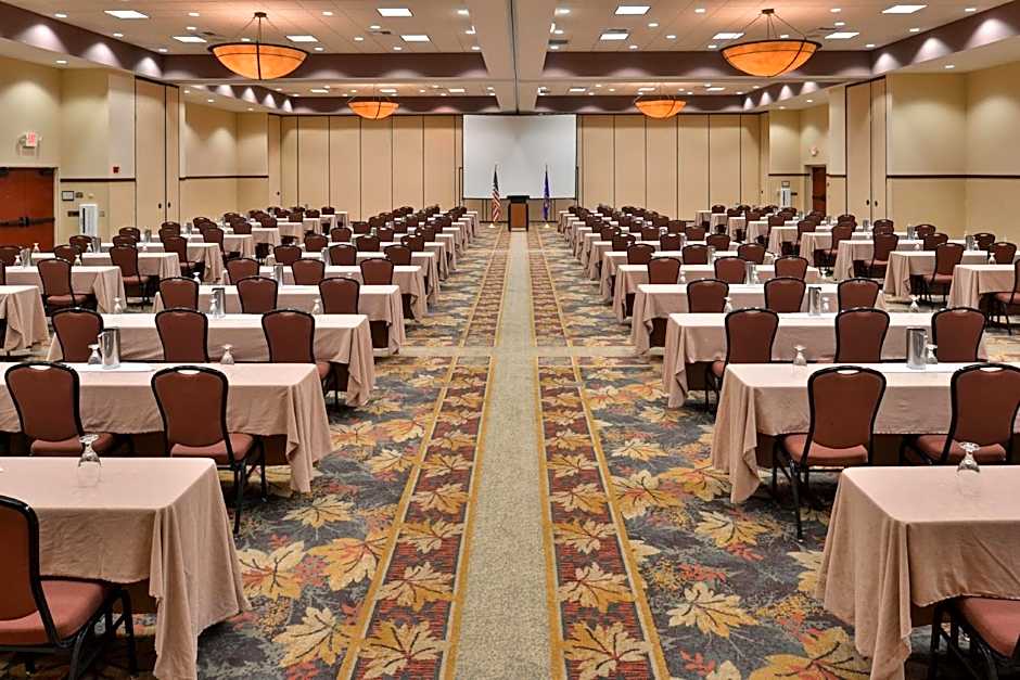 Holiday Inn Stevens Point - Convention Center By IHG