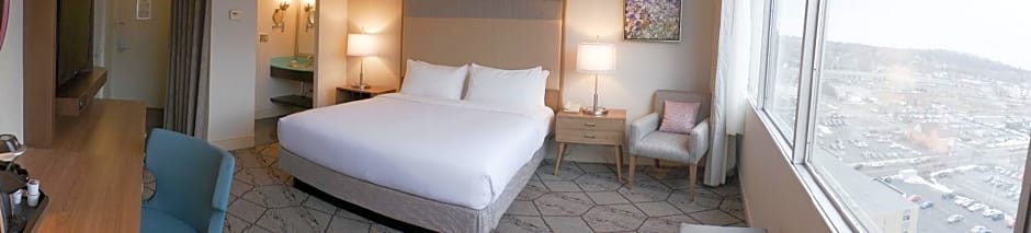 Crowne Plaza Syracuse, an IHG Hotel