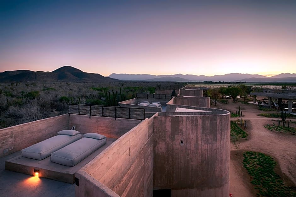 Paradero Todos Santos - Exclusive experiences included