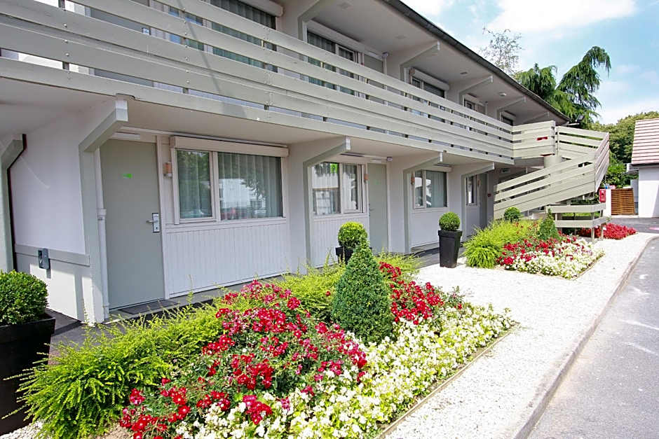 Campanile Hotel Chantilly