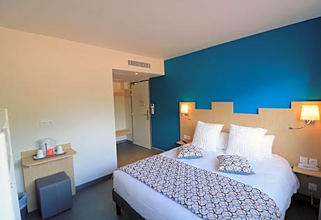 Family Room with One Double Bed and One Bunk Bed - Ground Floor/Non-Smoking