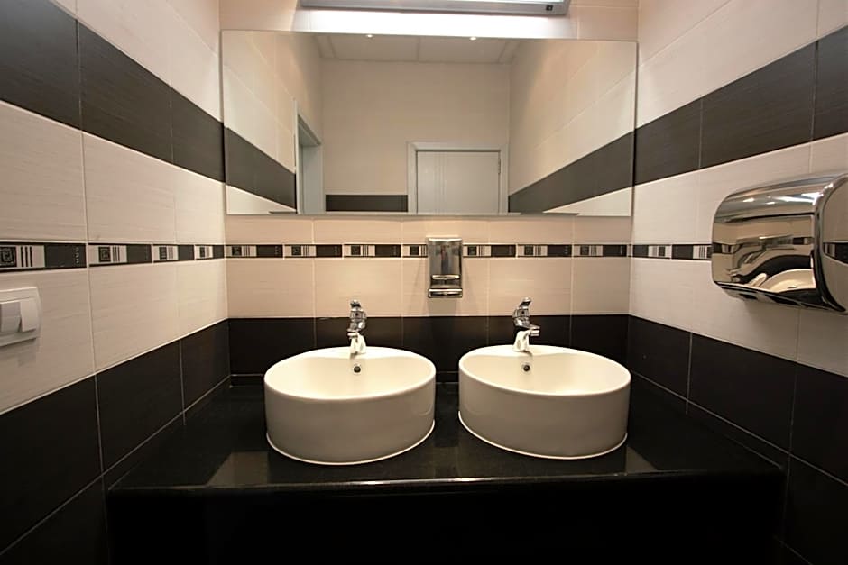 Sunny Beauty Palace Hotel