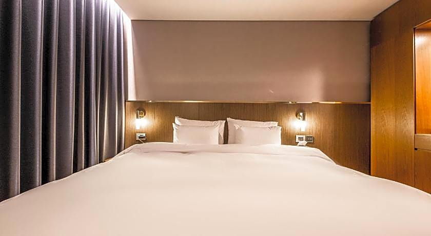 Hotel the Hill