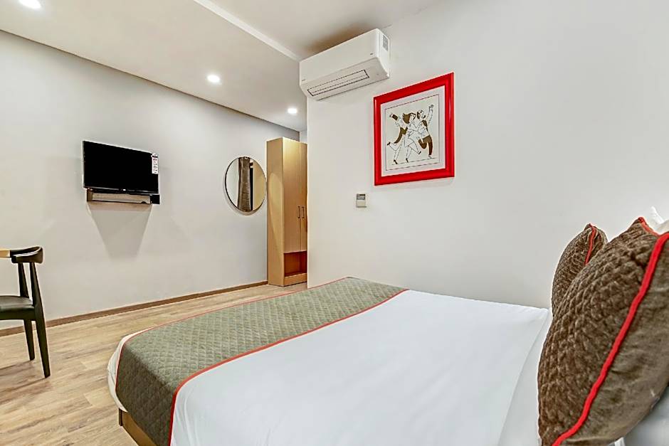 Townhouse Knowledge Park  Near Sharda University