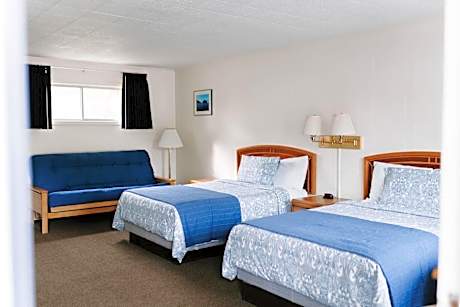 Family Room (5 Adults)