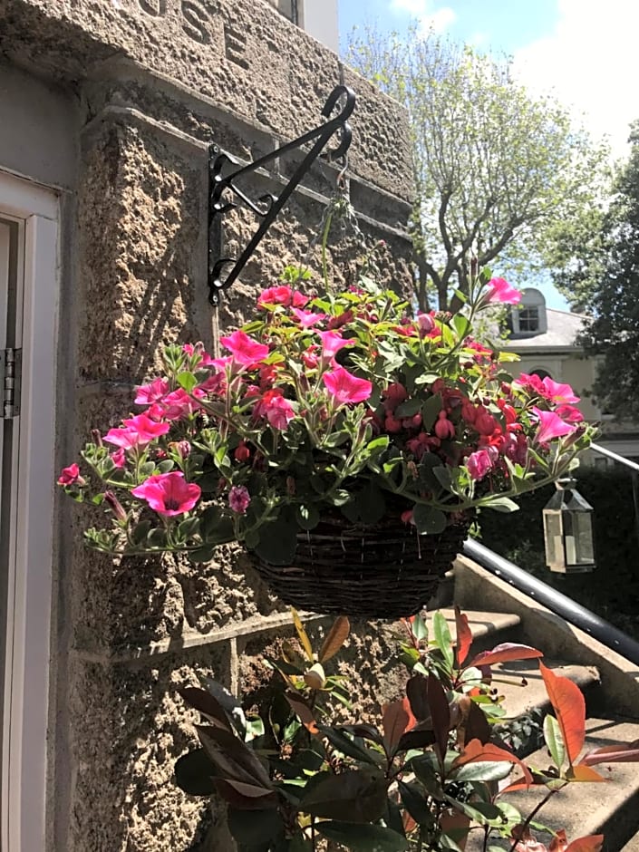 Holbein House B&B – Penzance