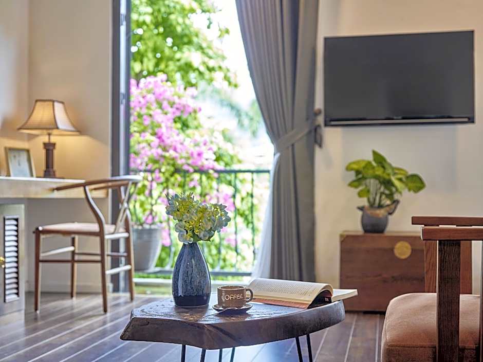 Draha Halong Hotel - Serenity, Charm and Nature - A Vietnamese Favorite