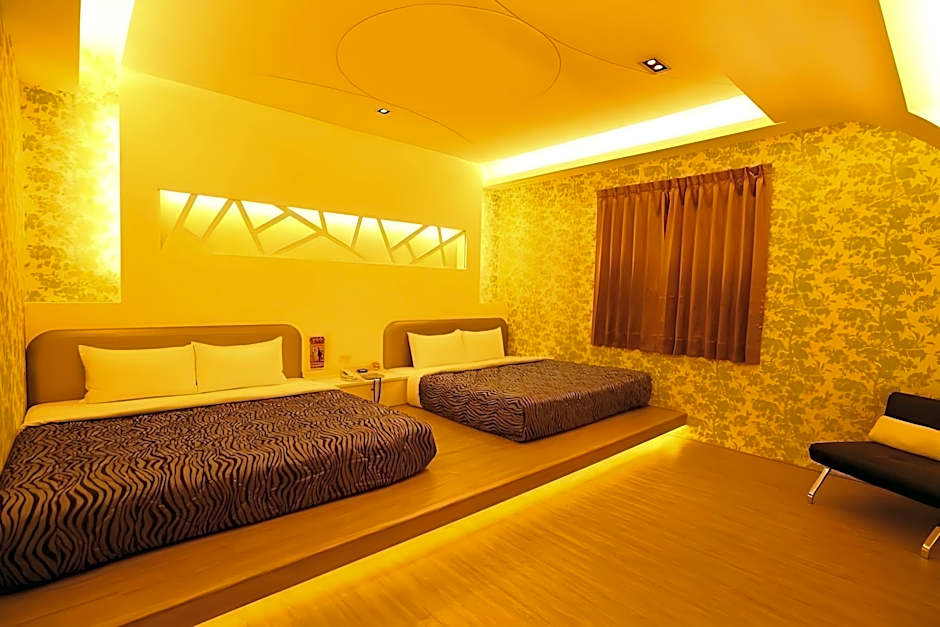 Yuan Chyau Motel – Taichung, KY