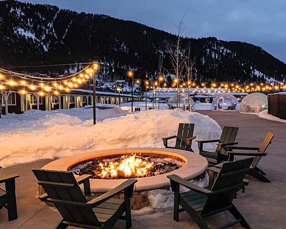 The Virginian Lodge, an Outbound Hotel