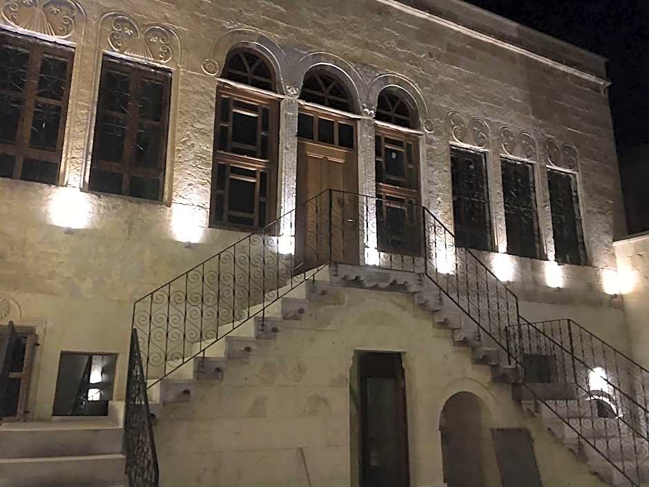 EVANTHIA CAVE SUITES