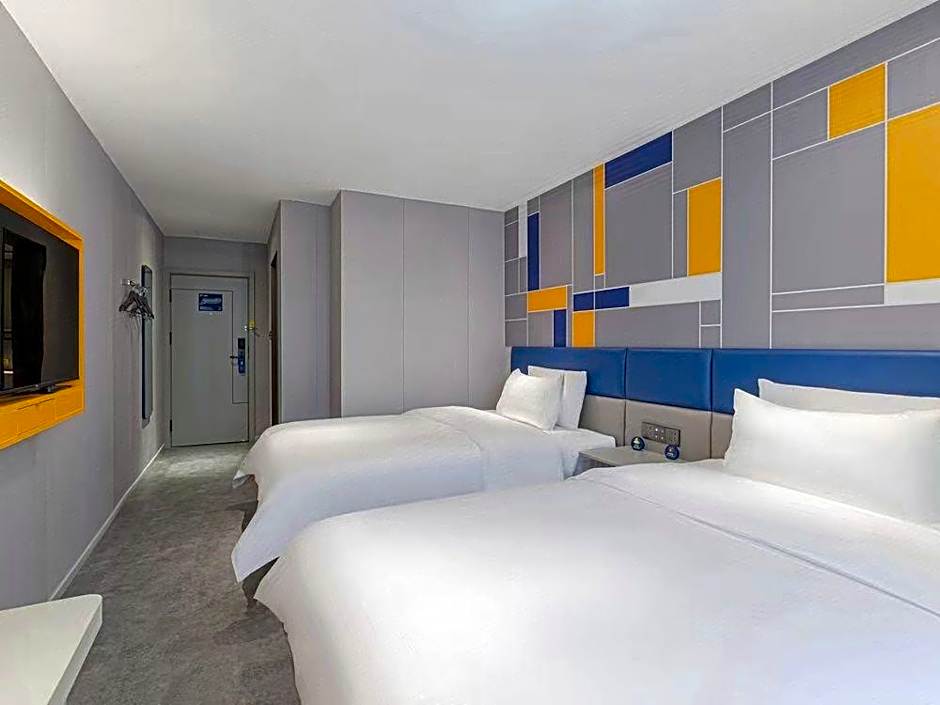 7Days Inn Wuhan Wuda Guangbudun Subway Station