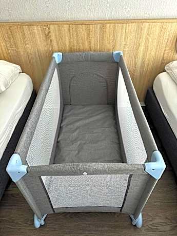 Double Room with private shower and Shared WC