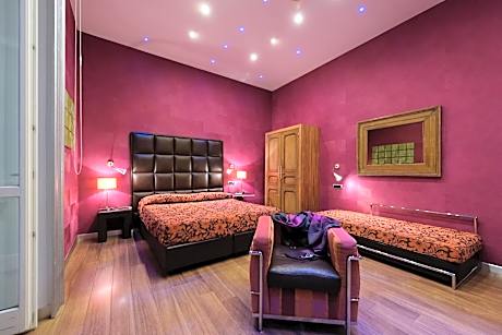 Superior Triple Room with Sea View and Spa Bath