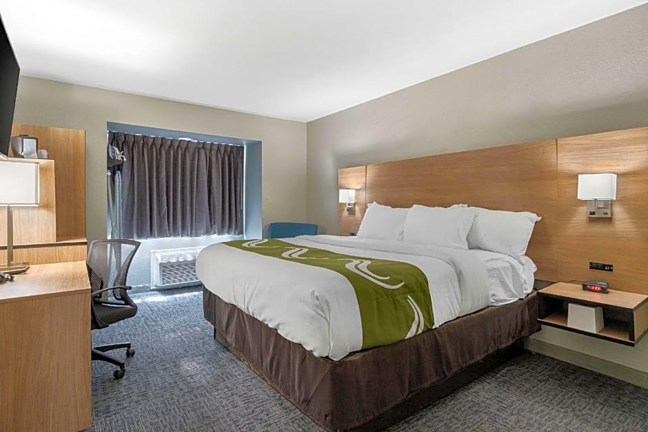 Quality Inn Downtown - near Market Square