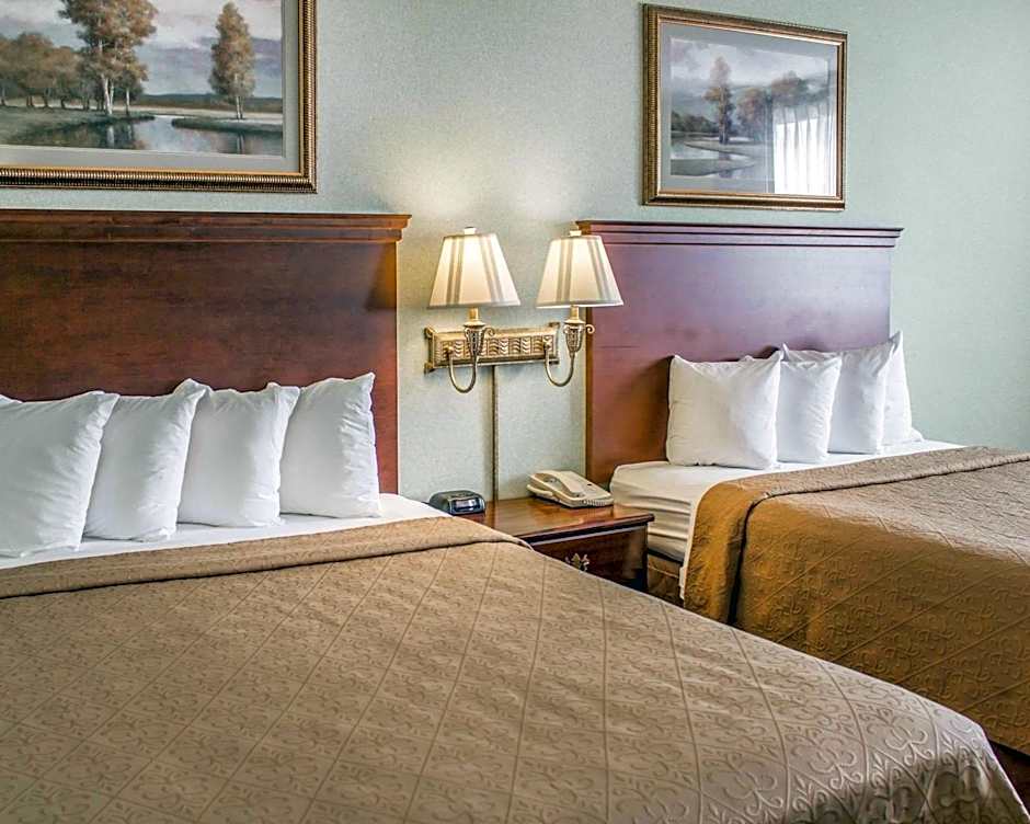 Quality Inn & Conference Center Franklin Downtown