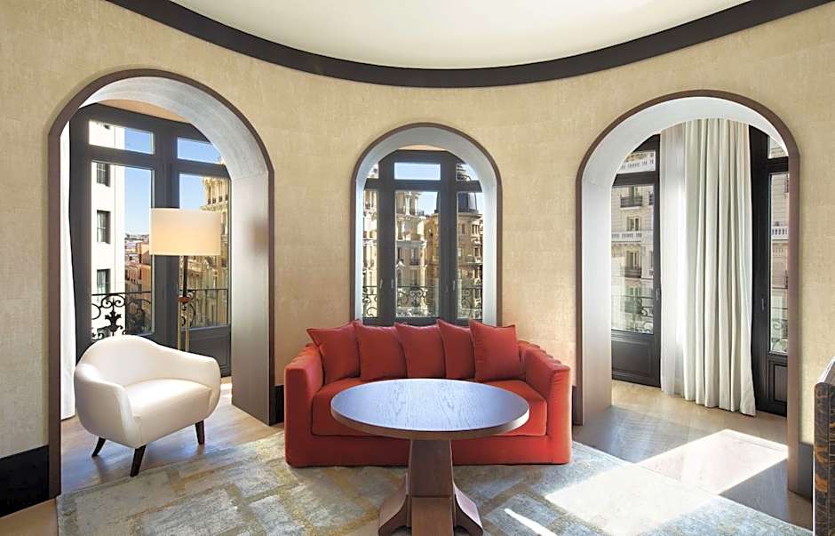 Hotel Montera Madrid, Curio Collection by Hilton