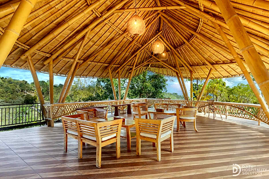 Tinggian Hill Retreat