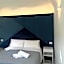 Motta Palace Apartments & Rooms