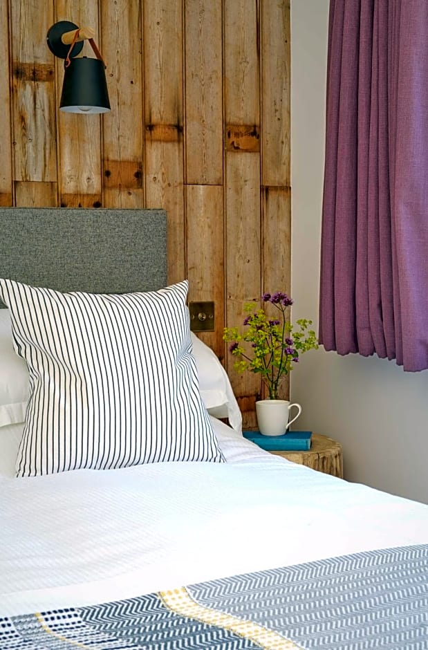 Bird & Carter Fonthill