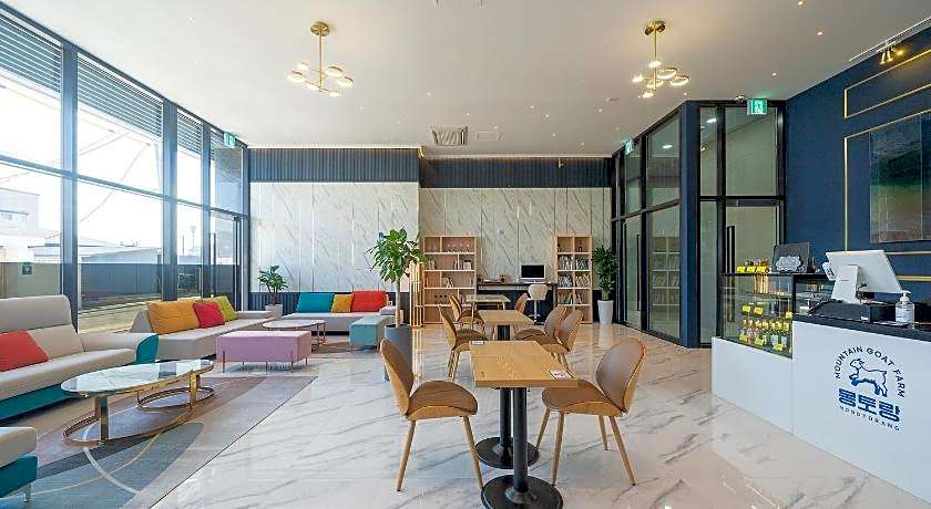 Chonpines Ocean Suites