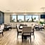 Days Inn & Suites by Wyndham Wynne