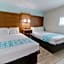 Seashire Inn & Suites