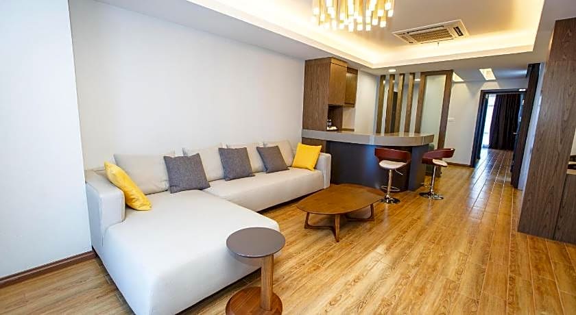 Lintas Platinum Hotel