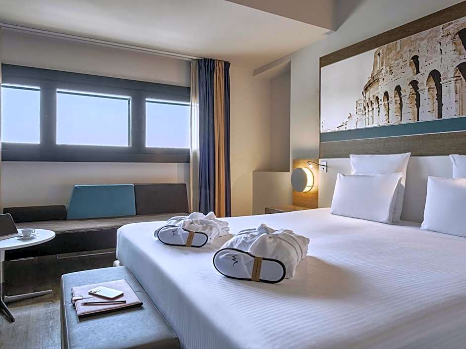 Mercure Roma Centro Colosseo Hotel