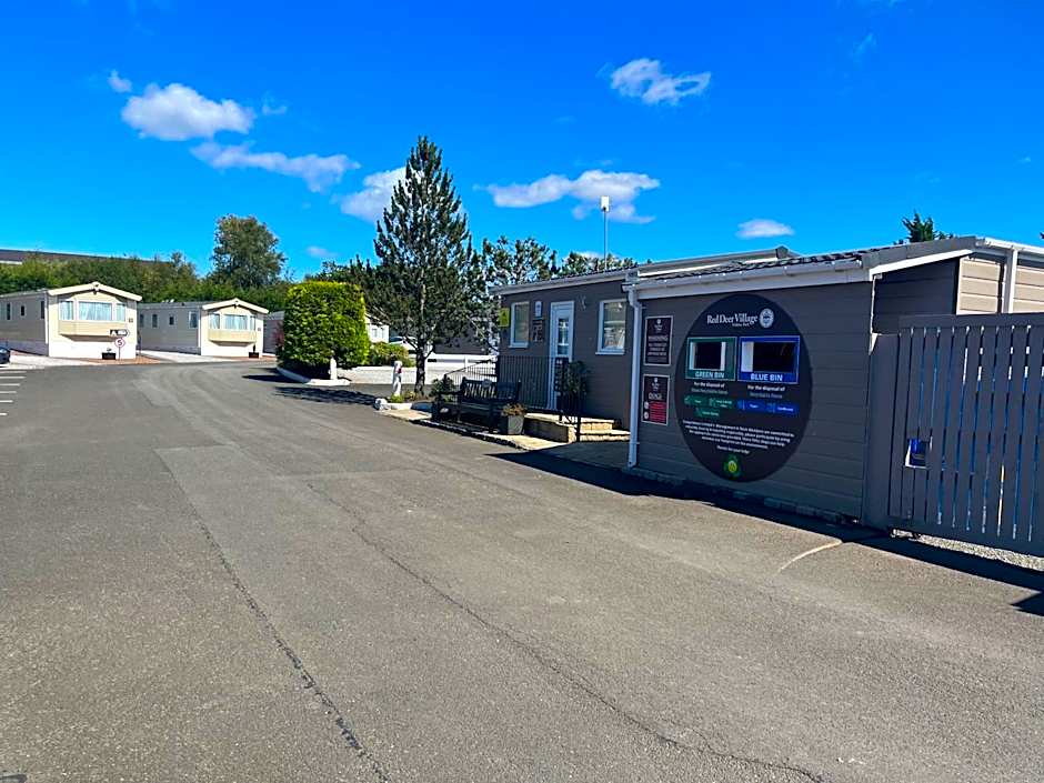 Red Deer Village Holiday Park - 3 Bedroom, Self-Catering Chalet