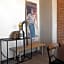 Loft In The Heart Of Americana, Have An Artsy Stay