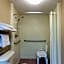 Super 8 by Wyndham Clarksville Northeast