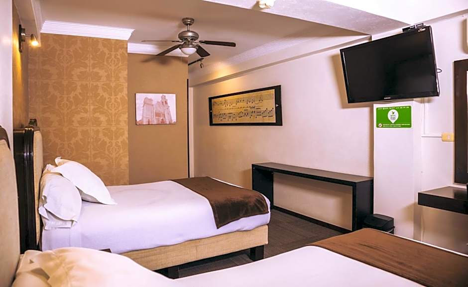 Hotel Clara Luna