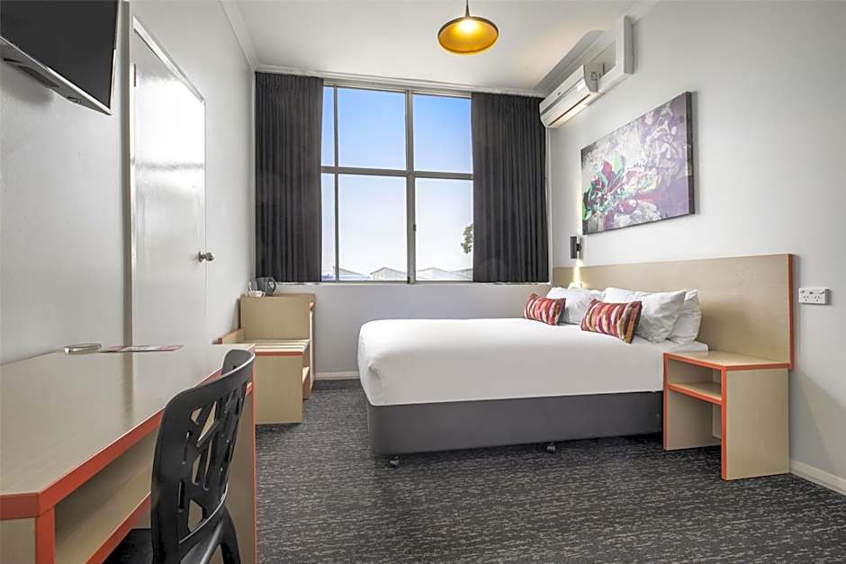 Nightcap at Ashley Hotel