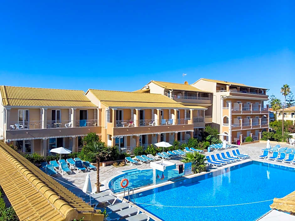 Kavos Plaza Hotel