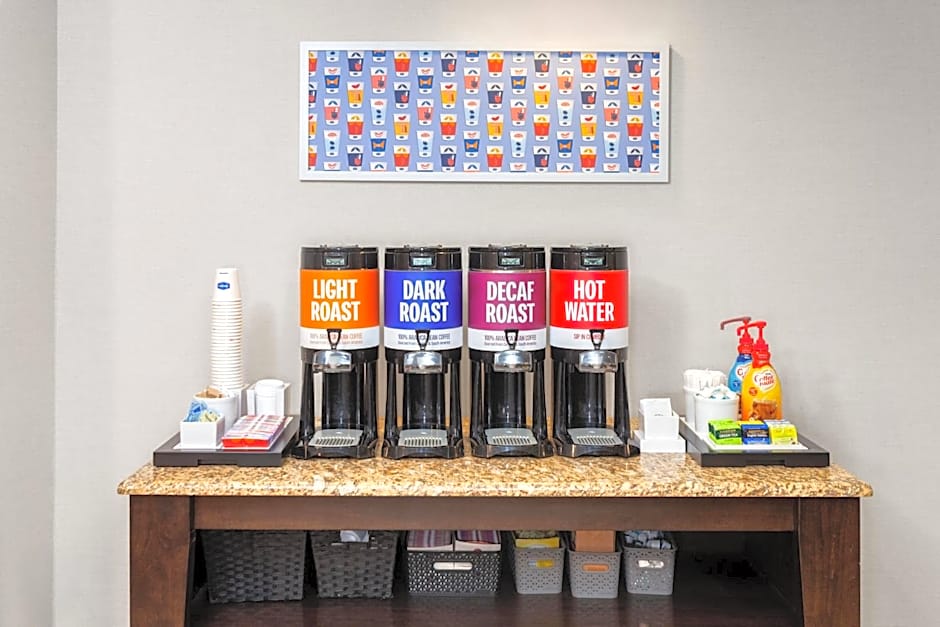 Hampton Inn & Suites Alexandria