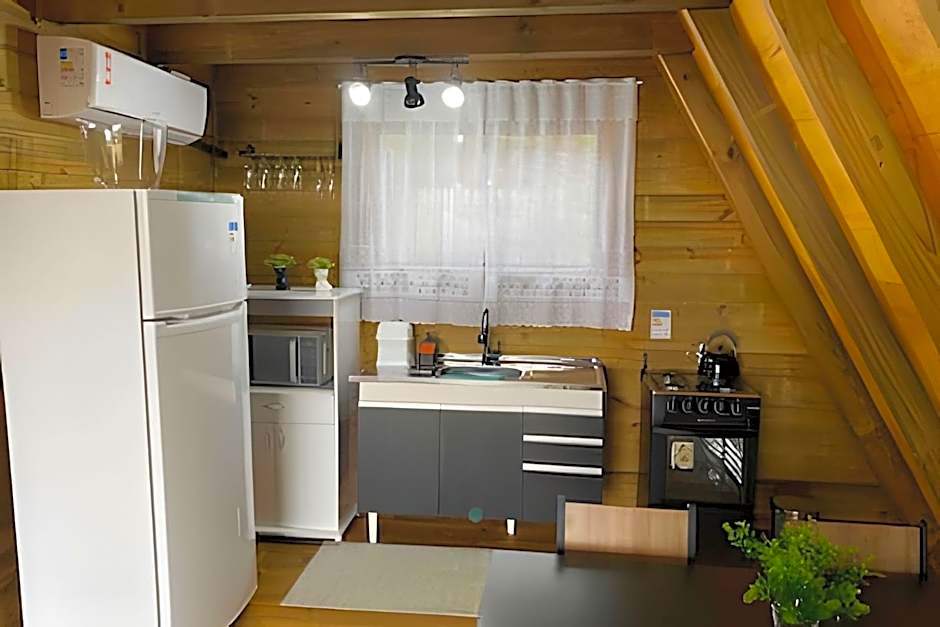 Chalé dos Alpes 2 hidromassagem e Lareira