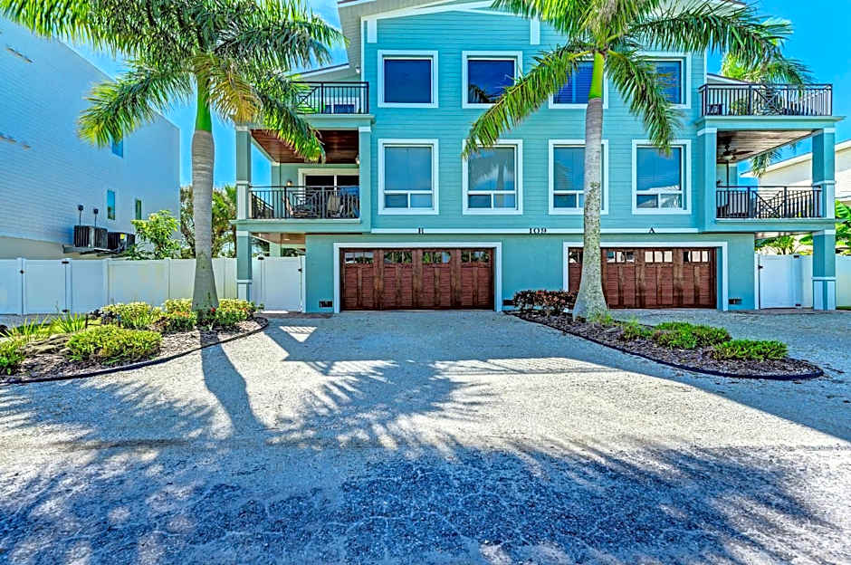 Anna Maria Island Beach Palace
