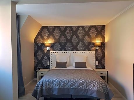 Deluxe Double Room with Lounge