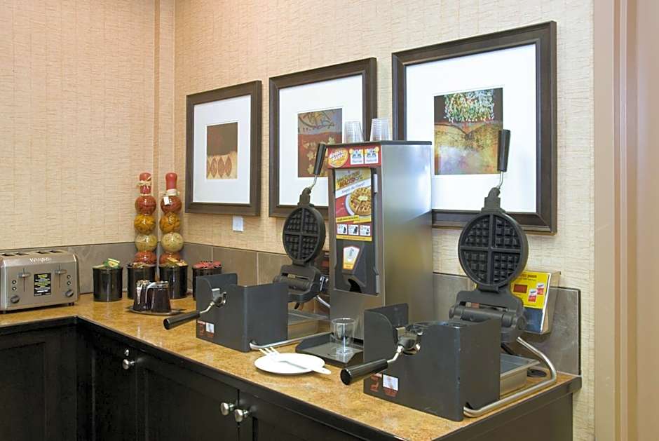 Ramada by Wyndham Surrey/Langley