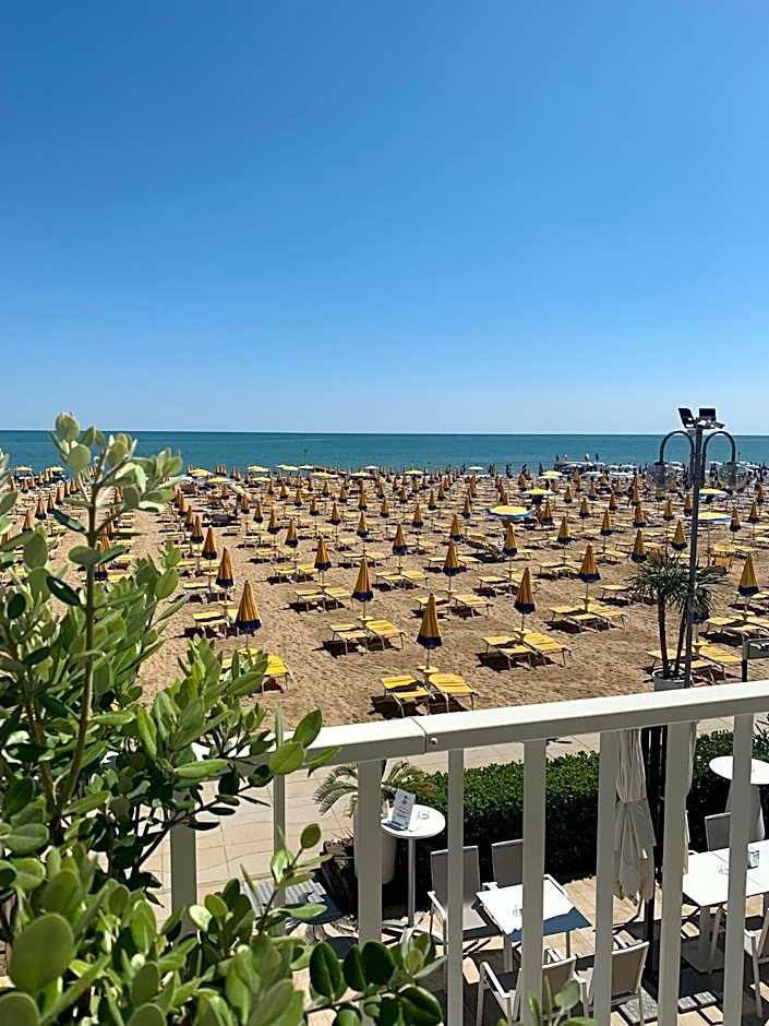 Hotel Solemare - Frontemare - 3 Stelle Superior