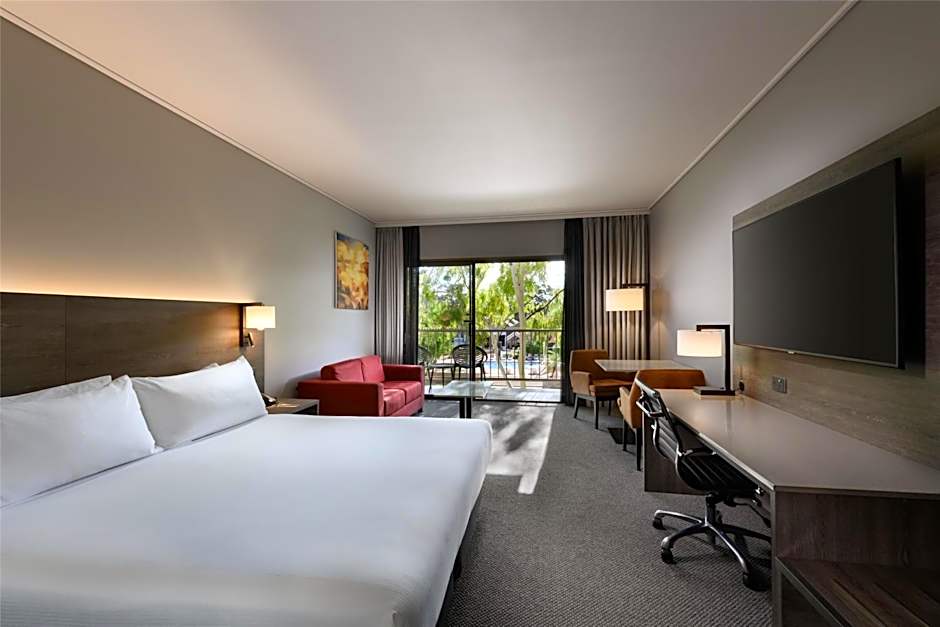 DoubleTree By Hilton Alice Springs