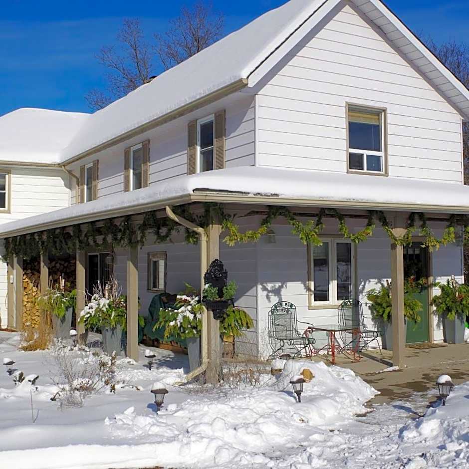 Fells Meadows Farmhouse on Country Property