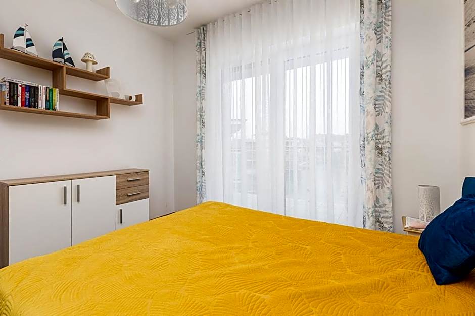 Apartament Holiday 8/25