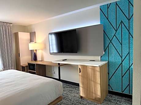 Queen Room with Two Queen Beds - Non Smoking